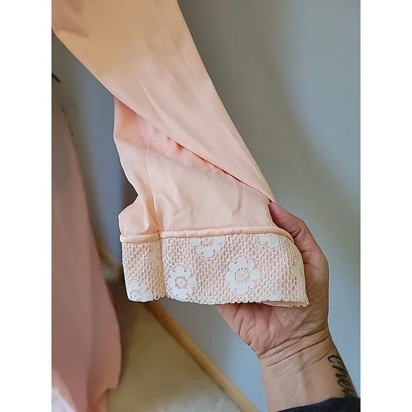 Vintage JC Penny Nylon Robe Peach Colored Housecoat Size Med - Picture 3 of 9